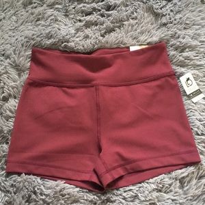 Live Love Dream Volleyball Short in Maroon